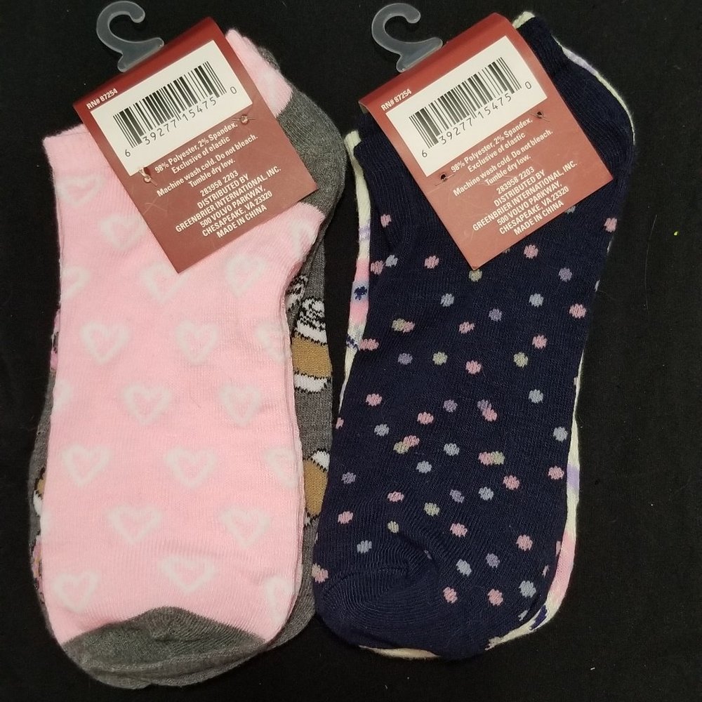 Juncture women's fashion socks - 4 pair total - shoe size 6-12 - Picture 2 of 2